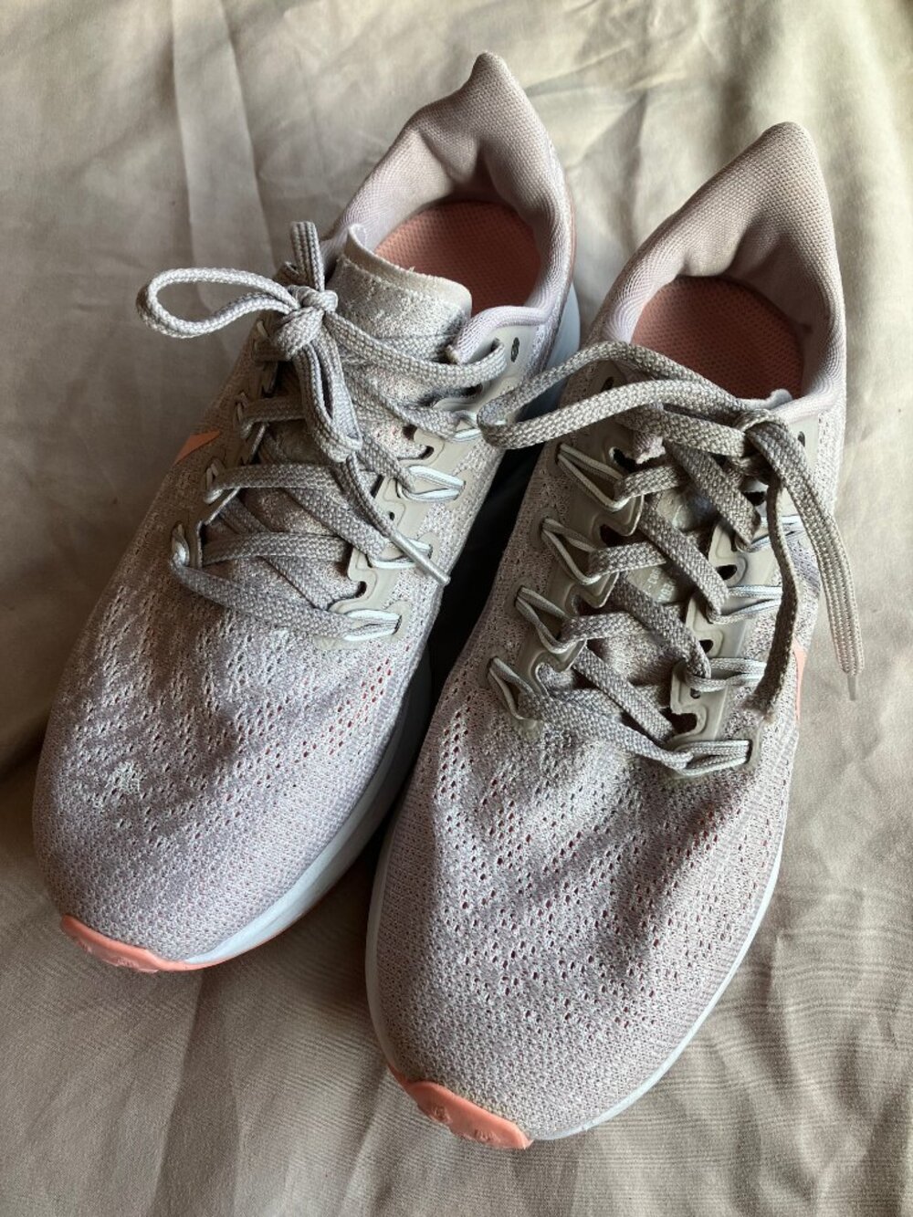 Nike Air Zoom Pegasus 36 Running Shoes Athletic Women's Size 6 Pink White